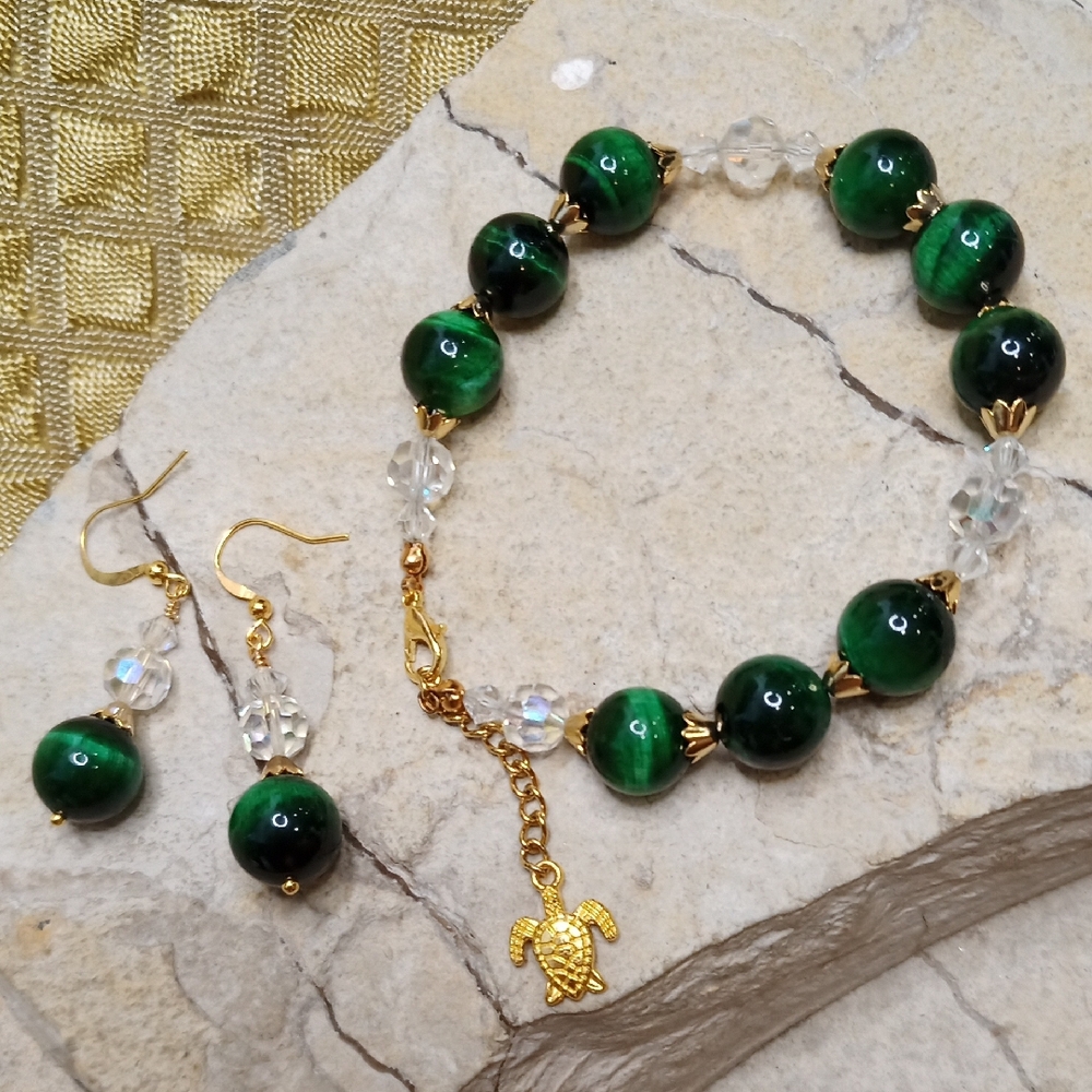 Green Tigers Eye And Vintage AB Crystal Jewelry Set